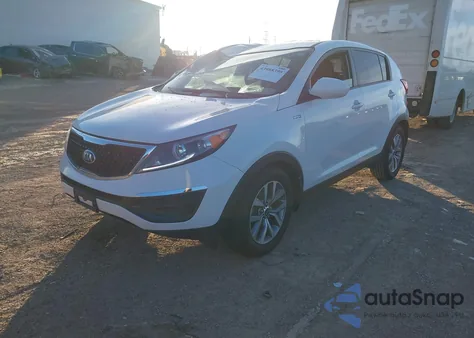 2016 Kia Sportage Lx z USA, uszkodzony, nr VIN KNDPBCAC3G7848894